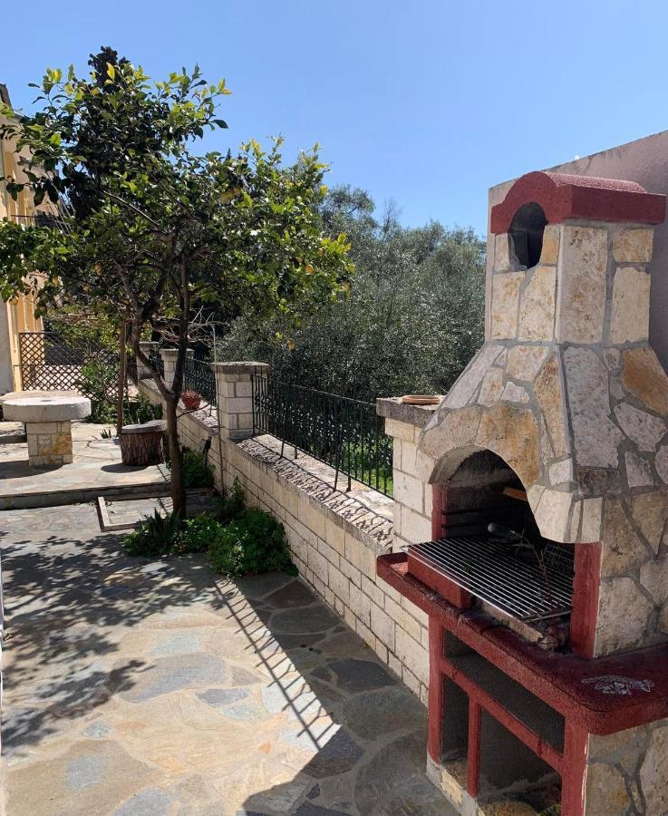 Dionysus Apartments & Studios ซิโวตา ภายนอก รูปภาพ