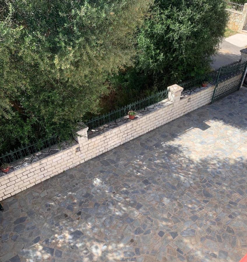 Dionysus Apartments & Studios ซิโวตา ภายนอก รูปภาพ